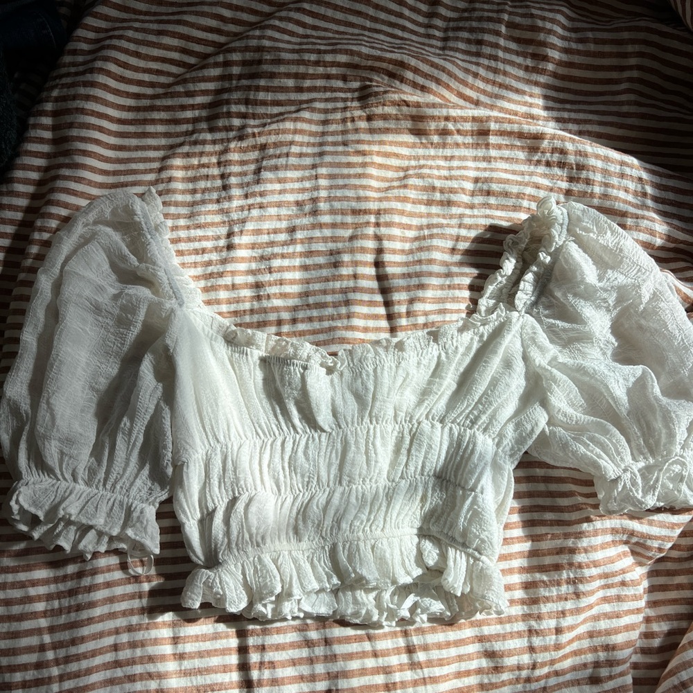 Vintage puff sleeve top